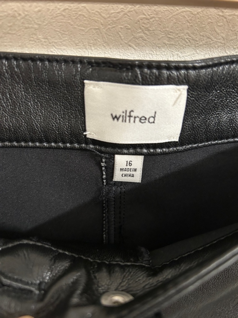 NWT! Wilfred Rebel High-waisted Vegan Leather pants size 16 - Picture 5 of 6